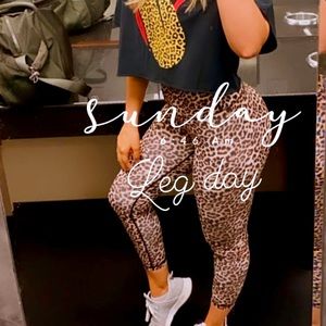 Zyia Leopard print leggings